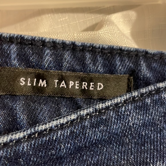 Guess Jeans - Picture 4 of 8